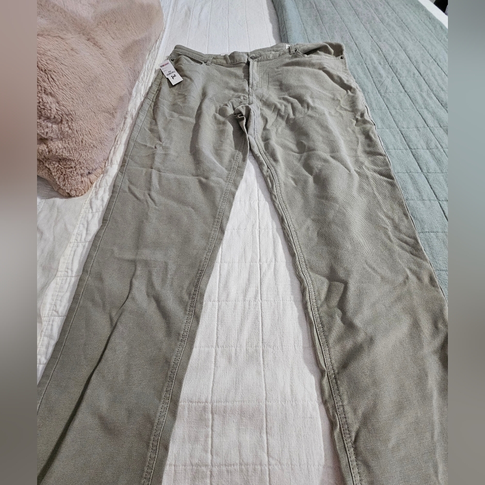 Mens Stretchy Levi Olive Green Jeans